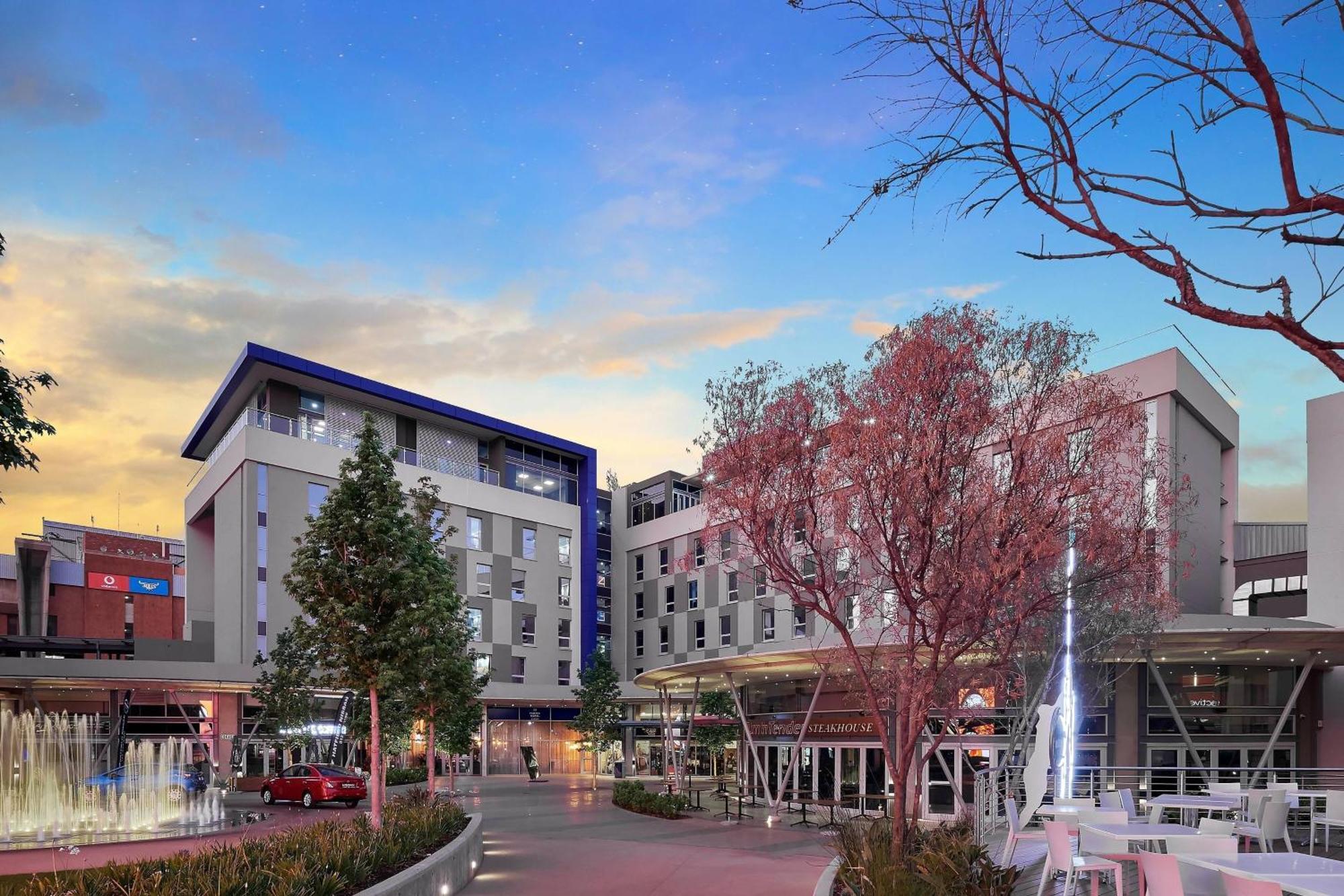 Protea Hotel By Marriott Pretoria Loftus Park Eksteriør billede