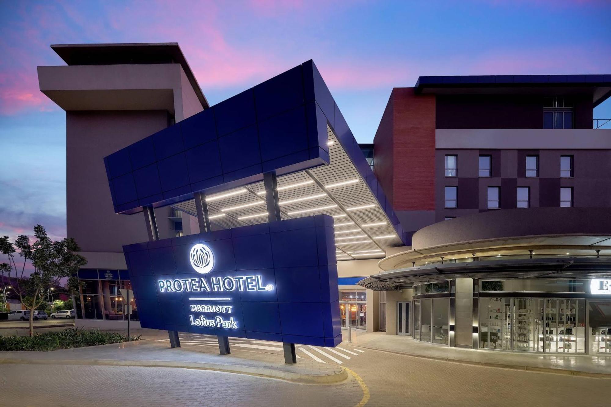 Protea Hotel By Marriott Pretoria Loftus Park Eksteriør billede