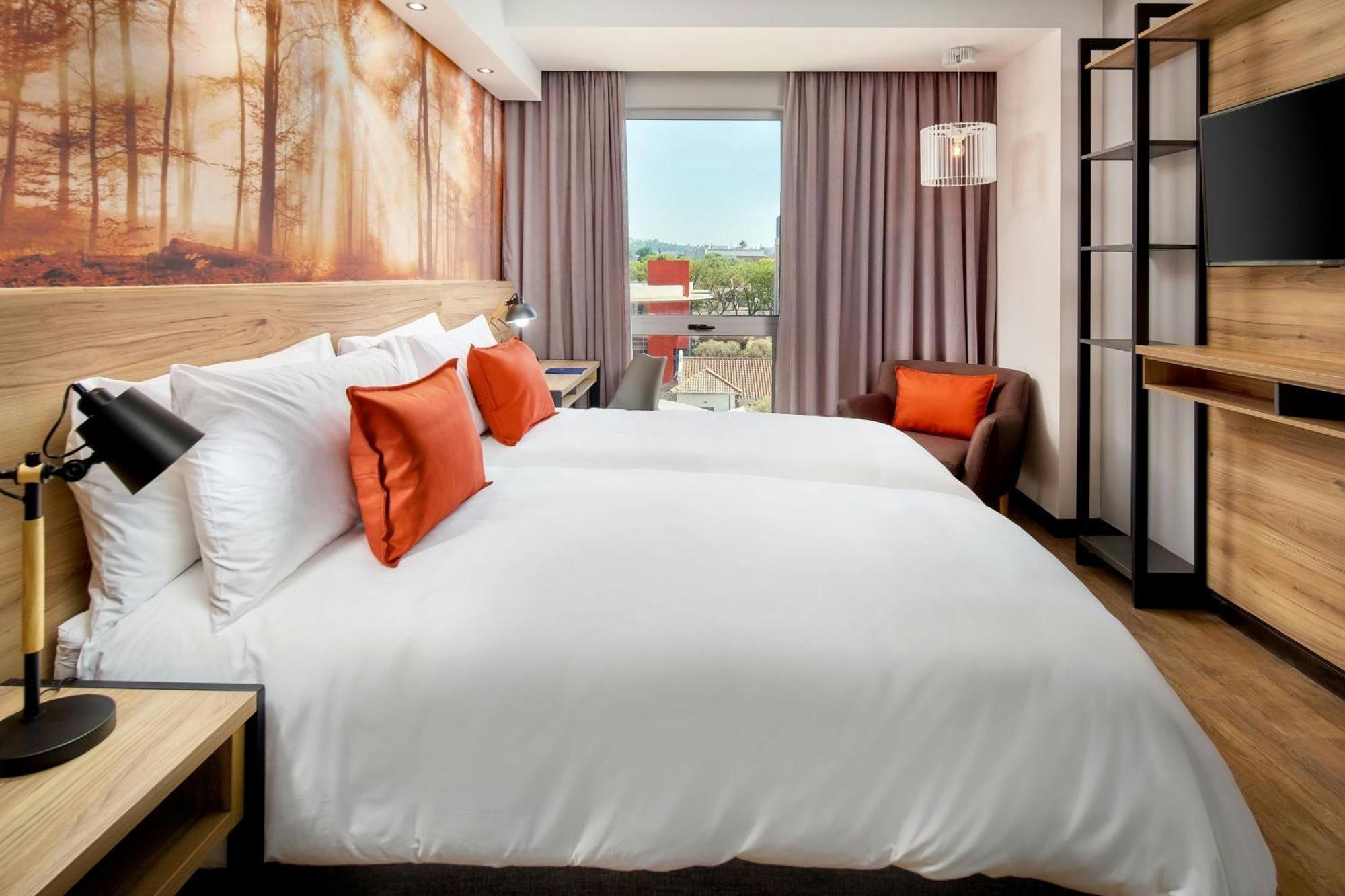 Protea Hotel By Marriott Pretoria Loftus Park Eksteriør billede